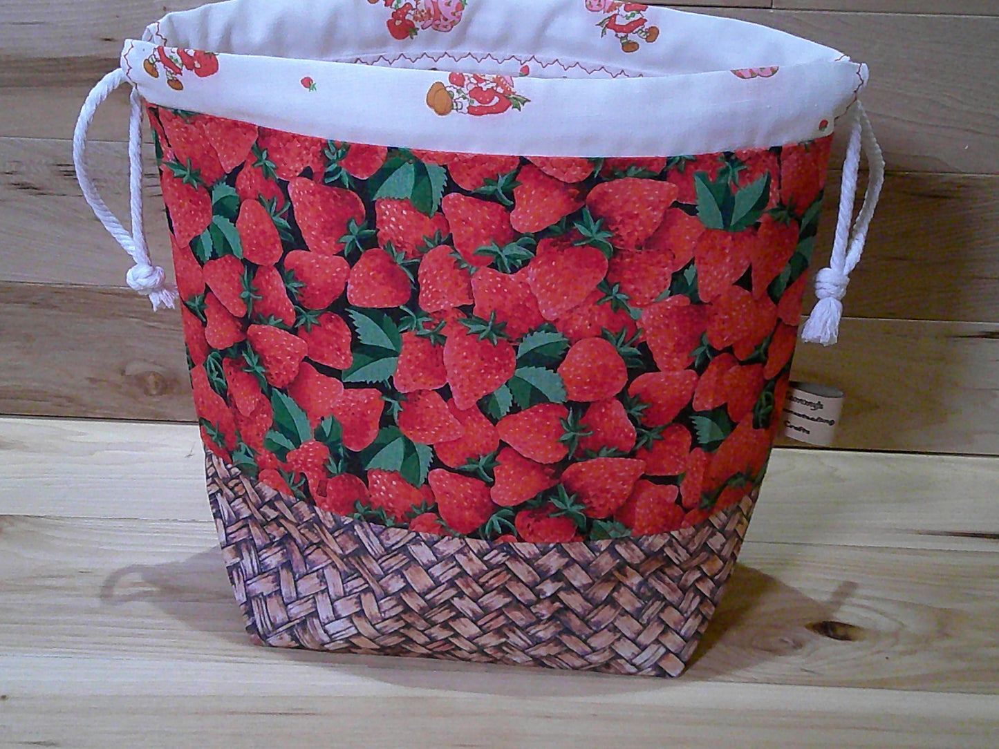 Strawberry in basket ~ project bags