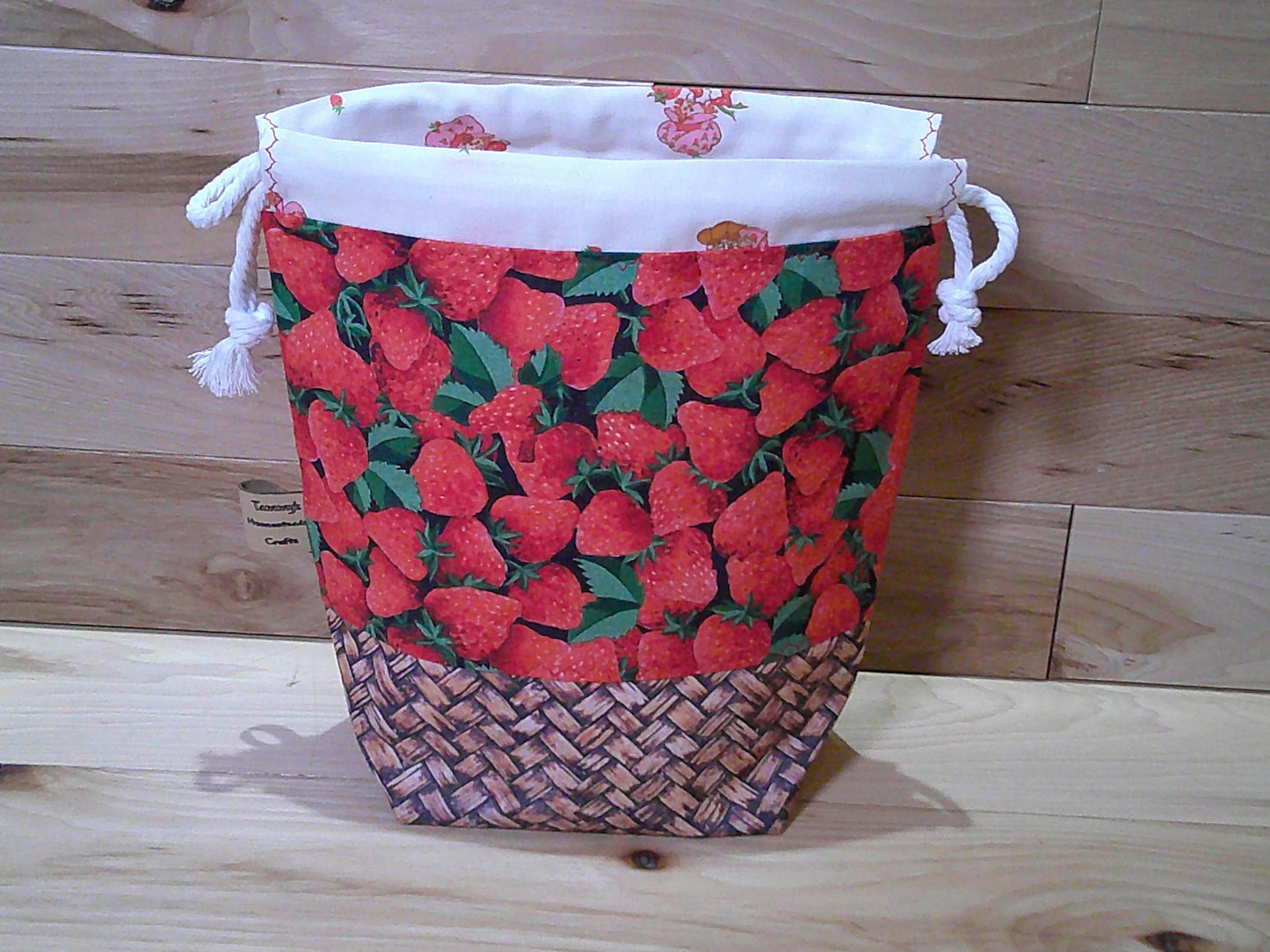 Strawberry in basket ~ project bags