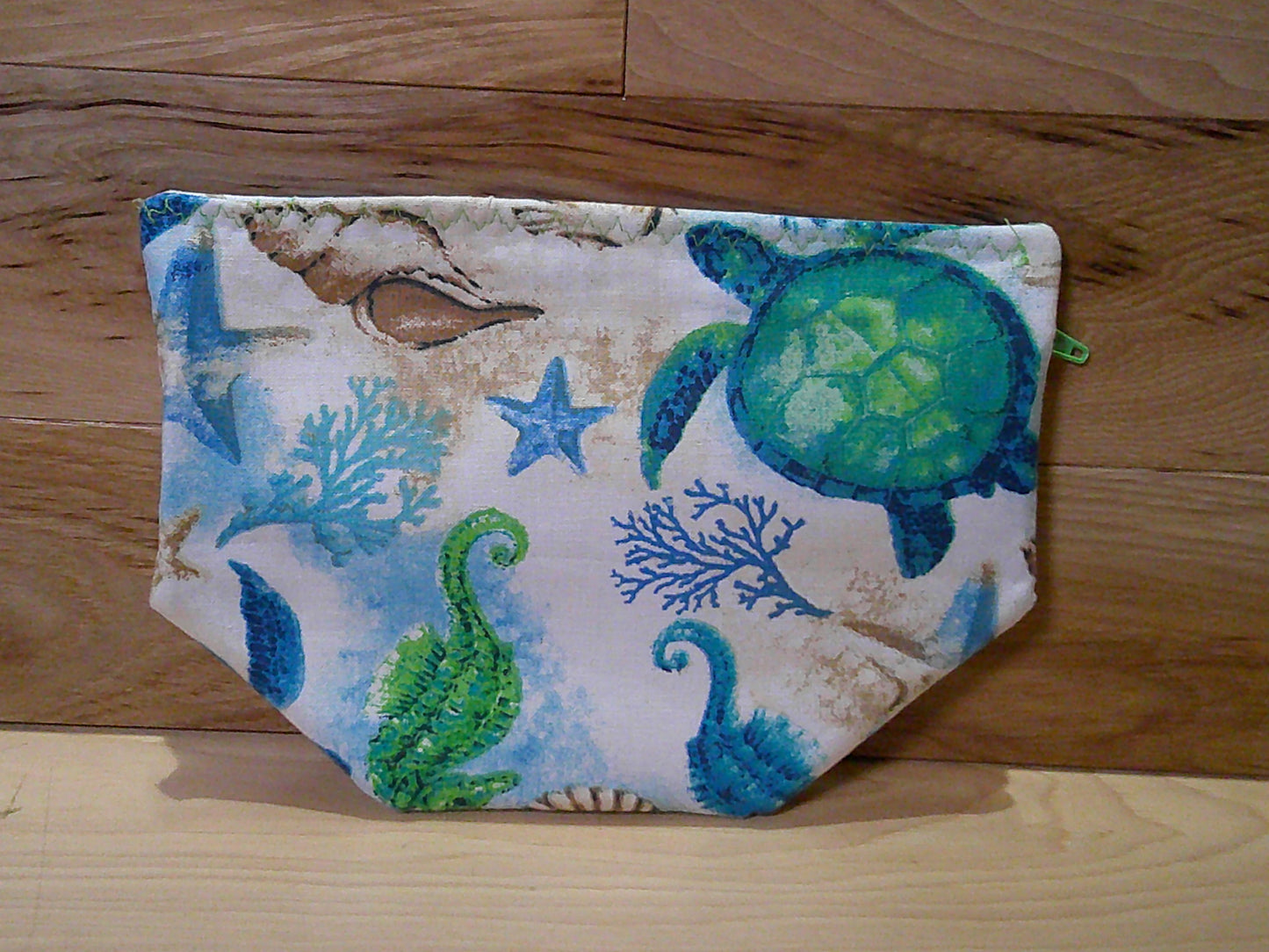 Sea shore ~ turtle~ seahorse ~ star fish~ Shell ~ project bag