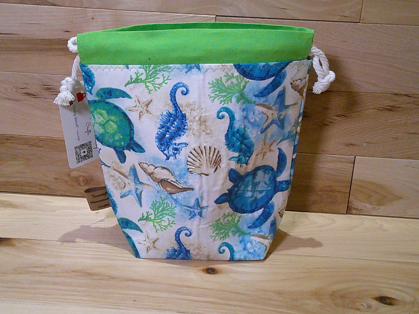 Sea shore ~ turtle~ seahorse ~ star fish~ Shell ~ project bag