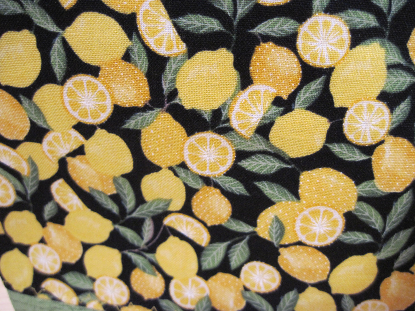 Medium Lemons w/ green & snaps