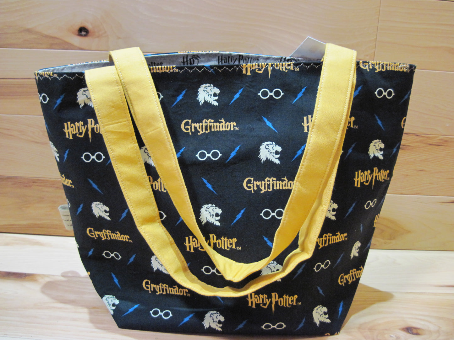 Large Tote Style Bag ~ Gryffindor ~ Harry Potter w/ yellow gold & sewn handles