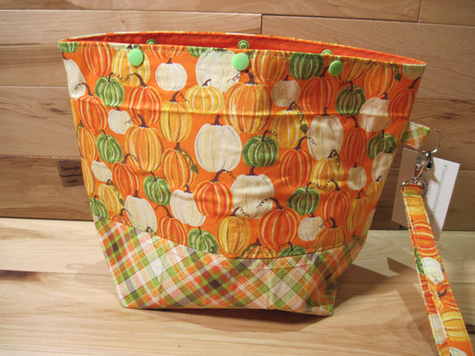Medium Pumpkins w/ plaid, snaps & plaid inside project bag