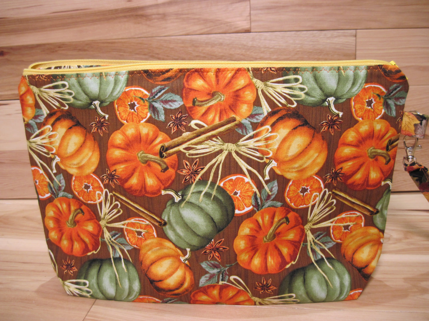 Large Project Bag Leaves with Pumpkins