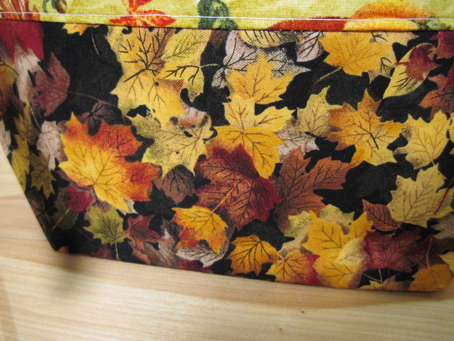 Small Leaves & Pumpkins project bag