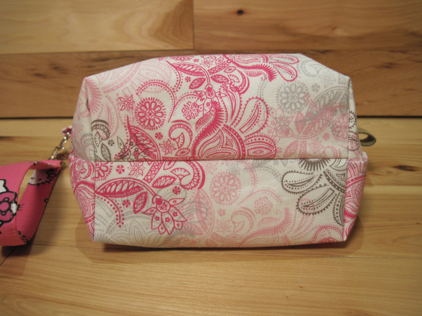 Small Hello Kitty Heads Pink & Paisley w/snaps Project Bag