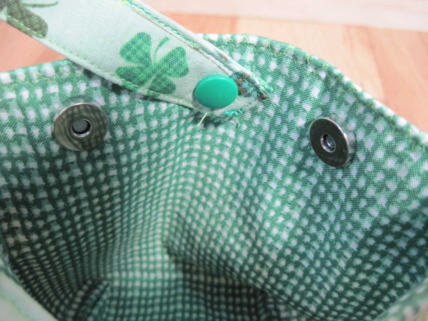 Wrist-yarn bag St. Patty's Day w/ stripes & plaid/ shamrock handle