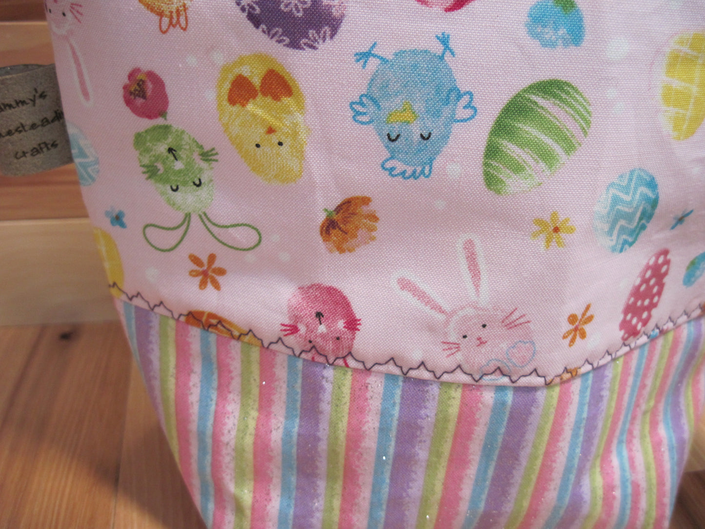 Small Easter Bag w/ Easter Eggs & snaps project bag