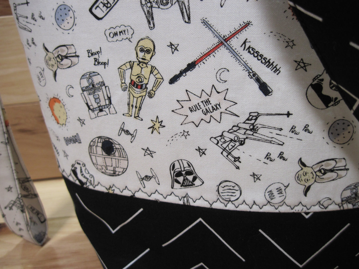 X-Large Star Wars white w/ black chevrons, snaps & removable handles project bag