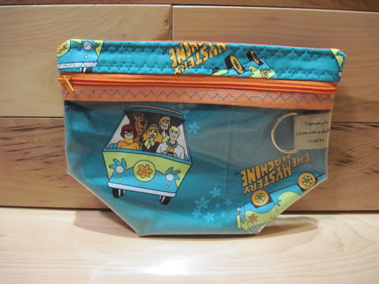 Notion's bag Scooby-Doo w/ orange zipper